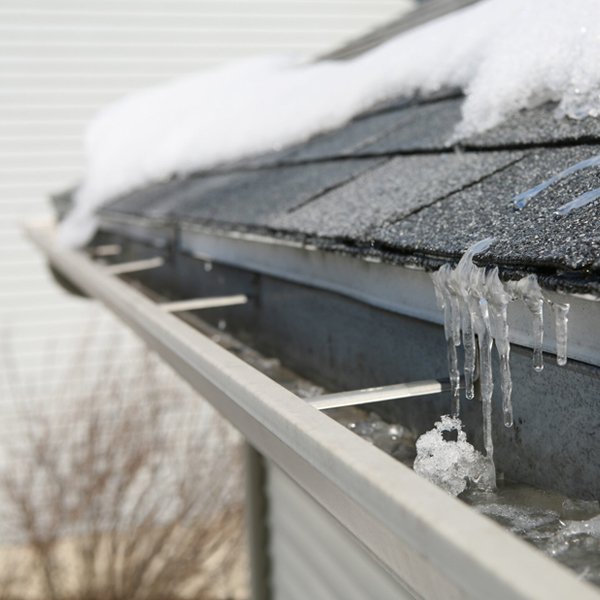 ice dam damage to roof